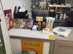 -林小柔绿豆沙牛乳(陆家嘴店)