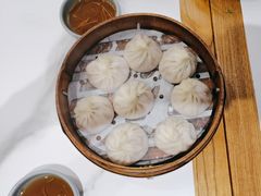 -馋三尺蟹粉小笼(人民广场店)