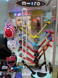 -英氏YeeHoO(济南恒隆广场店)