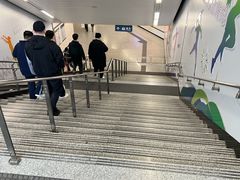 -体育场(地铁站)