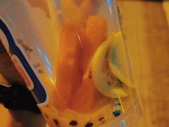 好大一桶水果茶-沪上阿姨·精选茶饮(融创公馆店)