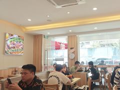 -万煲旺·香港老传承煲仔饭·猪杂汤(客村店)