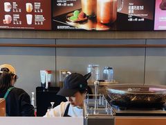 -星巴克(青岛火车北站候车大厅店)