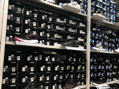 -阿迪达斯(八方汇精品优惠店)