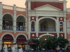 -佛罗伦萨小镇广佛名品奥特莱斯(疏港路店)