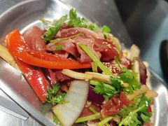 -马路牙子烧烤音乐酒馆(望京店)