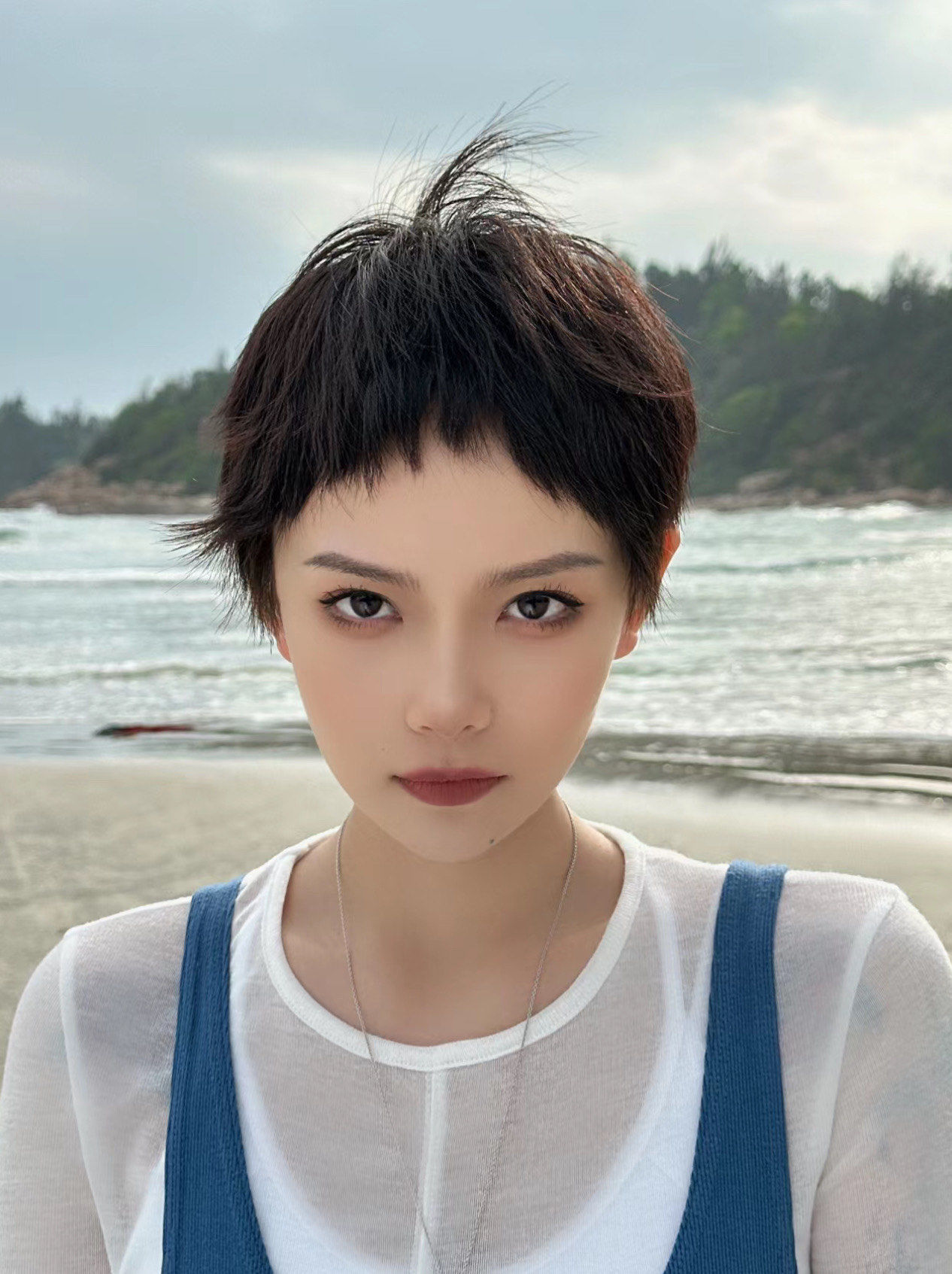 女生超a酷感短发