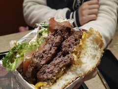 -The Habit Burger Grill 哈比特汉堡(爱琴海店)