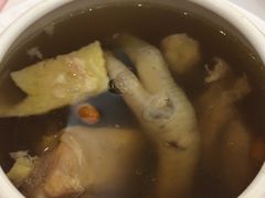 川芎鱼头炖汤-稻香酒家·33年老字号·港式粤菜(富邦中心店)