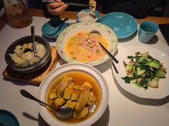 -荷塘秋月·本帮江浙菜(国权路店)