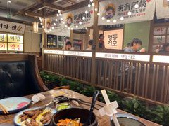 -明洞阿姨·韩式酱蟹烤肉·创意料理(三元桥店)