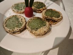 绿茶饼-金美华轩(东方路齐鲁店)