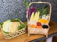 -湊湊火锅·茶憩(颐堤港店)