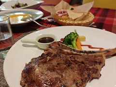 -又见马甲M8融合西餐厅(体育中心店)