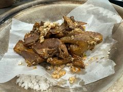 -郑猛记石岐鸽主题餐厅(长江店)