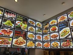 -李连贵酒家熏肉大饼(昆明街店)