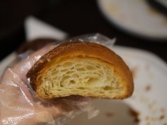 黄油牛角-Palette·花籁咖啡烘焙
