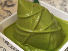 -红宝石·鲜奶小方·海派西点房(金杨店)
