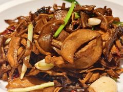 -关东小磨东北菜(漕河泾印象城店)