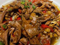 -黄泥岗·地道湖北菜(奥特莱斯店)