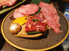 -山川小町·极番烧肉(新地假日广场店)