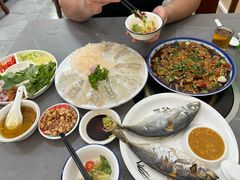 -官塘陈记鱼生·潮汕砂锅粥·牛肉火锅(潮枫路总店)