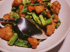 榄菜四季豆炒鸡脆骨-汤城小厨•粤菜•靓汤(苏州街店)