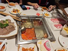 -海底捞火锅(长宁路龙之梦店)