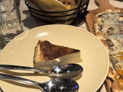 -LENBACH兰巴赫西餐啤酒坊(大连东港店)