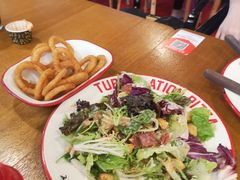 -Tube station站点比萨(王府井百货店)