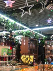 -灵彩珠宝(朗香街店)