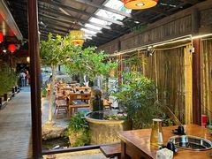 -三道苗苗鱼·美蛙黄辣丁(八里店)