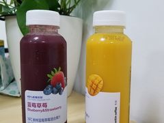 -瑞幸咖啡(时代TIT广场店)