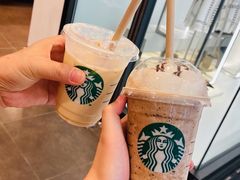 -星巴克(重庆新世纪凯瑞商都店)