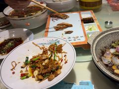 -松沪名灶·豆浆鱼头·新上海菜(飞航吾悦广场店)