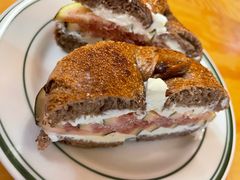 -Bagel Camp爵士贝果店
