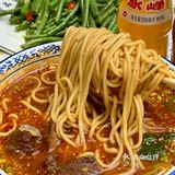安东街新面馆！这牛肉块够大！！