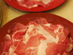 -洞庭洲·防空洞火锅·烧烤·铜锅涮肉(新百广场店)