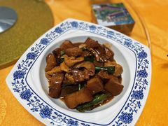 -鲤鱼塘农家山庄