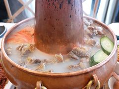 丽江腊排骨铜锅-云里小坐·小院里·团建·宴请·下午茶(三圣乡店)