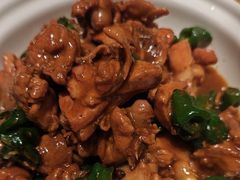 -泉畔人家·老济南经典鲁菜(大明湖店)