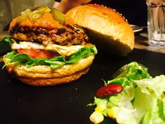 -HIGH FIVE哈福手工汉堡(桂林路店)