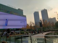 -观音桥步行街