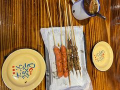 羊肉串-马路牙子地桌烤肉(工体店)