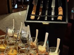 -恰餐厅及酒吧 CHAR Bar & Grill (北京丽都皇冠假日店)