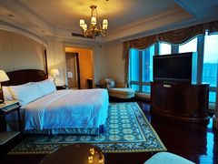 -广州富力丽思卡尔顿酒店