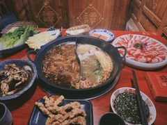 -谭鸭血老火锅·匠心(环球港旗舰店)