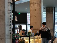 -星巴克臻选(惠州华贸天地1楼店)