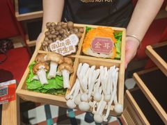 -廖掌柜·重庆鲜货火锅(上海首店)