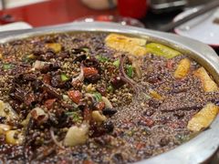 -烧哥美蛙肥肠鱼火锅·十五年社区店
